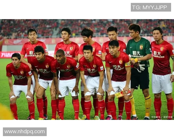 恒大足球昨晚精彩表现引发球迷热议球队未来发展方向与战术调整